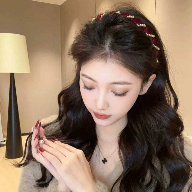 Vintage High Cranium Artificial Pearl Hairband